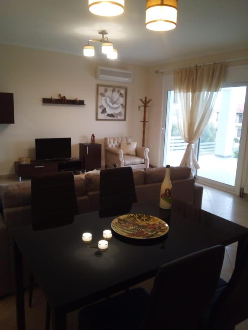 Aliveri Flat With Sea View Exterior photo